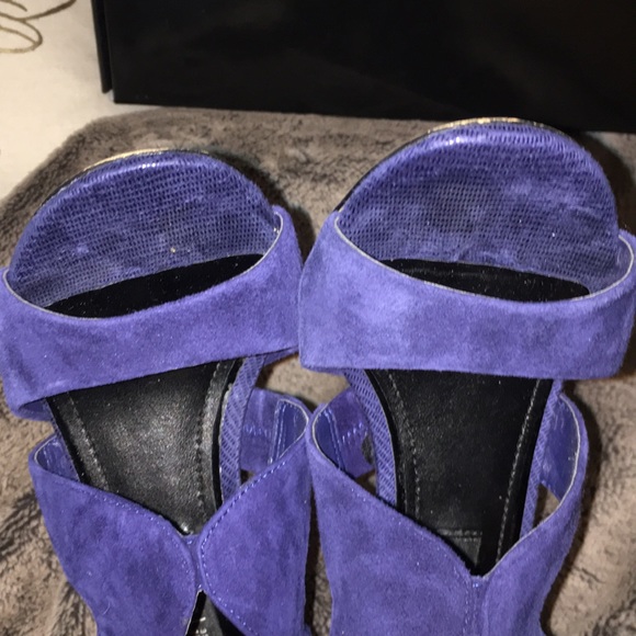 WHBM Peacock Blue zip up Cage Heel Size 6 - Picture 5 of 8